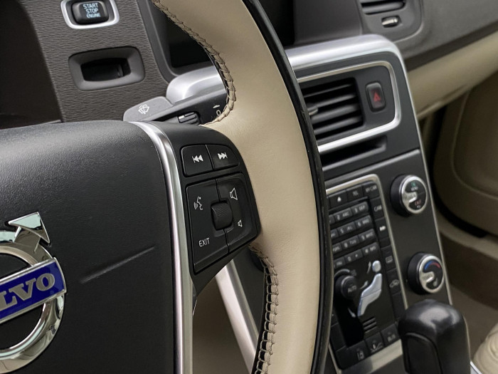 Volvo S60 D5 SUMMUM AUT CZ 2.4 d Summum