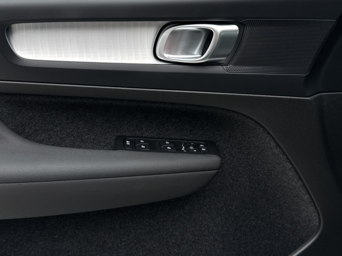 Volvo XC40 B3 CORE AUT CZ