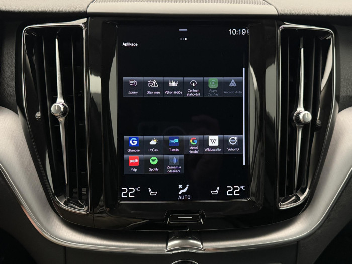 Volvo XC60 B4 AWD MOMENTUM PRO CZ 2.0 Momentum