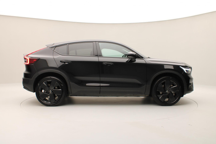 Volvo EC40 ULTRA BLACK EDITION TWIN MOTOR Edition