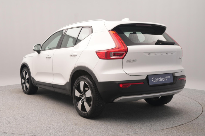 Volvo XC40 T4 AWD MOMENTUM CZ 2.0 Momentum