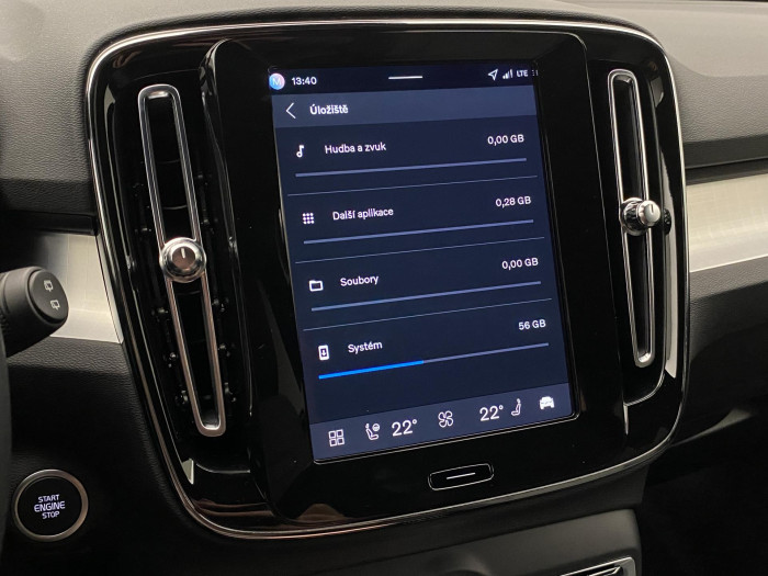 Volvo XC40 B3 AUT PLUS BLACK EDITION