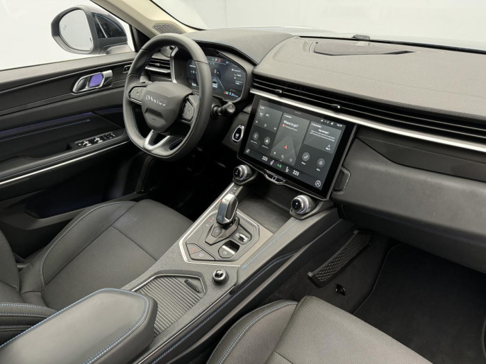 Lynk & Co 01 PHEV DCT AUT 1.maj. REZERVACE