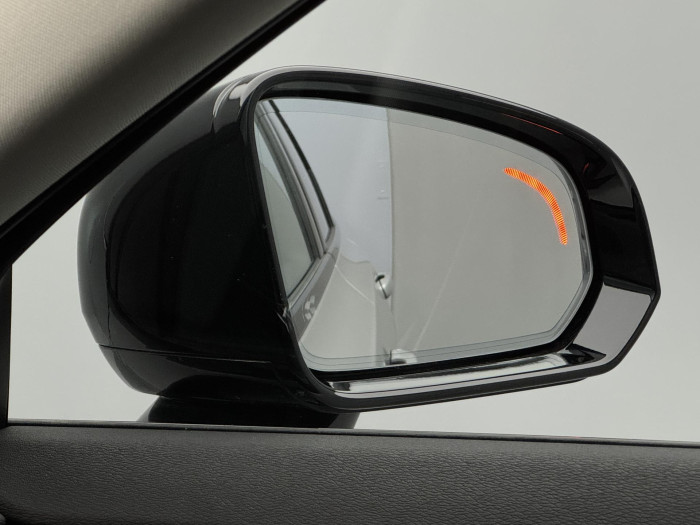 Volvo V90 T6 AWD RECHARGE DARK 1.maj