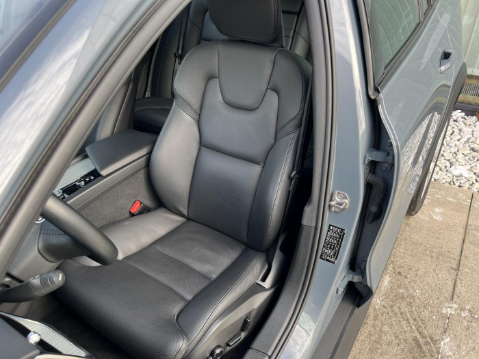Volvo V60 CROSS COUNTRY B4 AWD Aut 1.maj