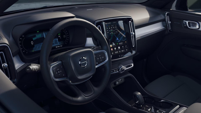 Volvo XC40 B3 BLACK EDITION PLUS AUT