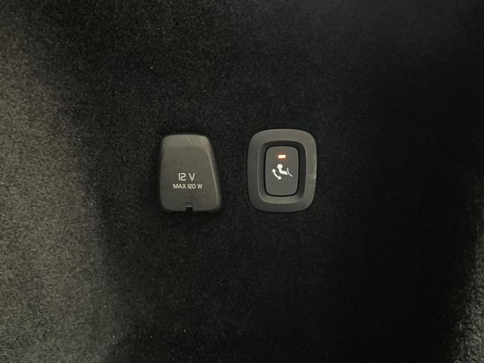 Volvo V60 CC D4 AWD AUT CZ 2.0 d CC CC