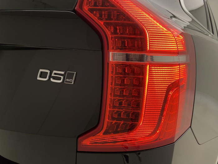 Volvo XC90 D5 AWD INSCRIPTION AUT CZ 2.0 d