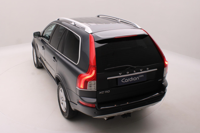 Volvo XC90 2.4 D5 AWD SUMMUM AUT 7 míst 2.4 d Summum
