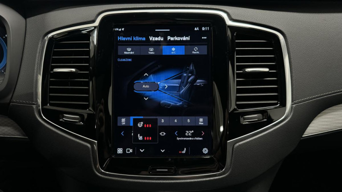Volvo XC90 B5 AWD ULTIMATE REZERVACE