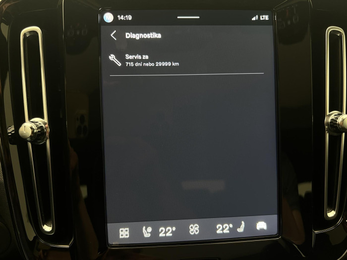 Volvo C40 RECHARGE TWIN MOTOR 1.maj.