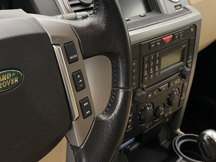 Land Rover Discovery 3 TDV6 HSE AWD REZERVACE