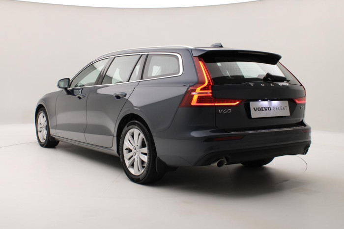 Volvo V60 B4 MOMENTUM AUT REZERVACE 2.0 Momentum