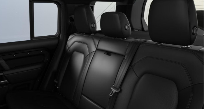 Land Rover Defender 110 D250 X-DYNAMIC SE AWD Aut 3.0 d Dynamic SE