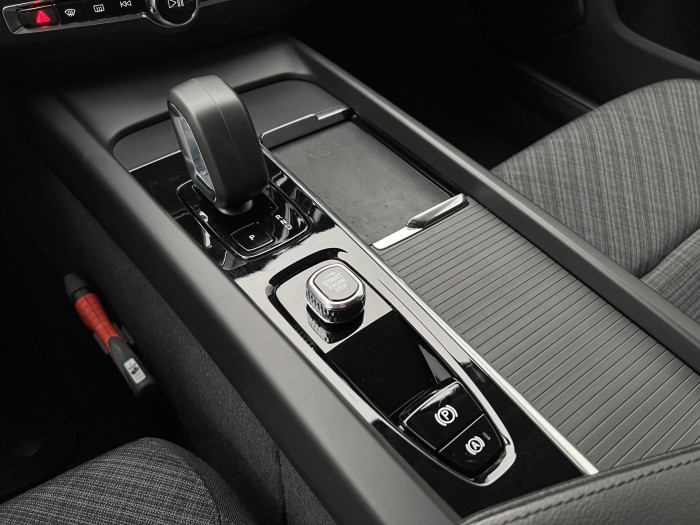 Volvo V60 B3 CORE AUT 1.maj.