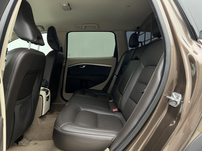 Volvo XC70 D4 SUMMUM AUT CZ 2.0 d Summum