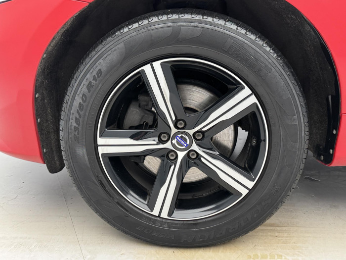 Volvo XC60 D4 AWD R-DESIGN AUT 2.4 d