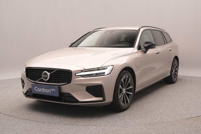 Volvo V60 T6 AWD Plug-in DARK PLUS