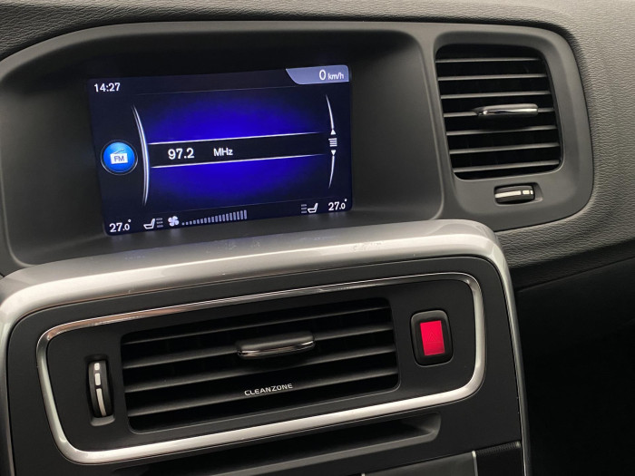 Volvo V60 T5 R-DESIGN AUT CZ