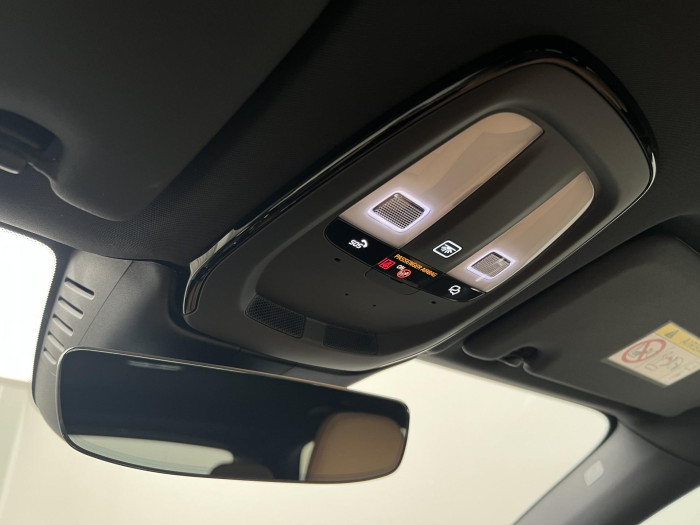 Volvo XC60 B4 AWD PLUS DARK AUT CZ