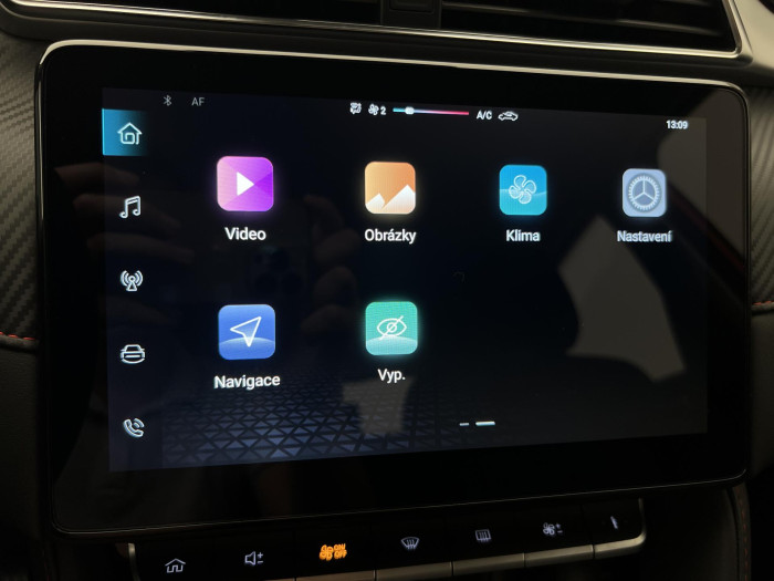 MG ZS 1.5 ESSENTIAL PLUS AUT CZ