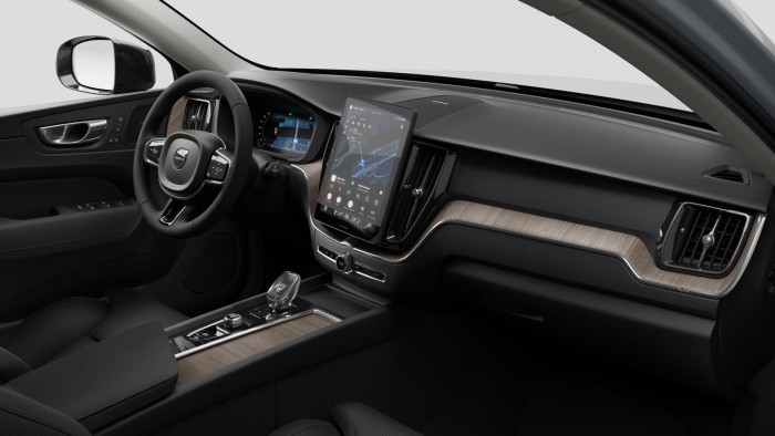 Volvo XC60 B5 AWD AUT DARK PLUS