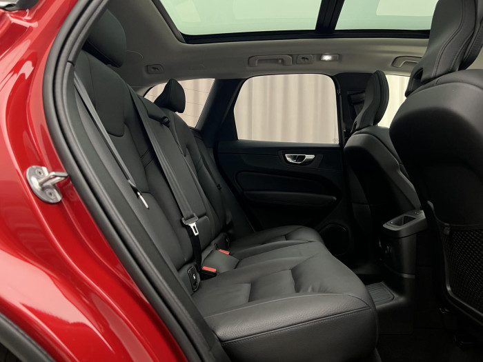 Volvo XC60 T6 AWD RECHARGE PLUS DARK AUT