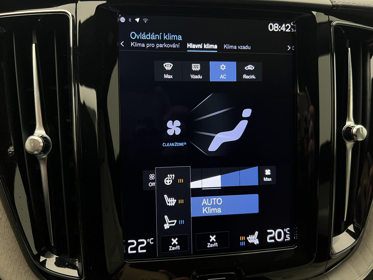 Volvo XC60 B5 AWD INSCRIPTION AUT CZ