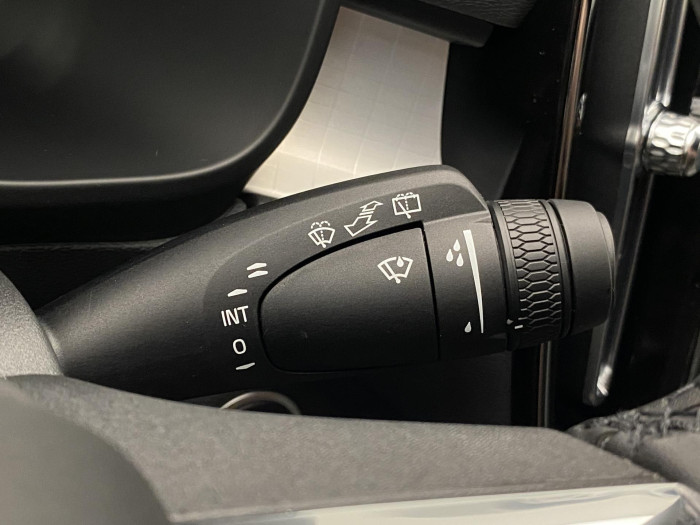 Volvo XC40 B3 AUT PLUS BLACK EDITION