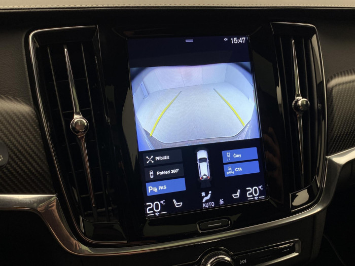 Volvo V90 D5 AWD R-DESIGN REZERVACE 2.0 d