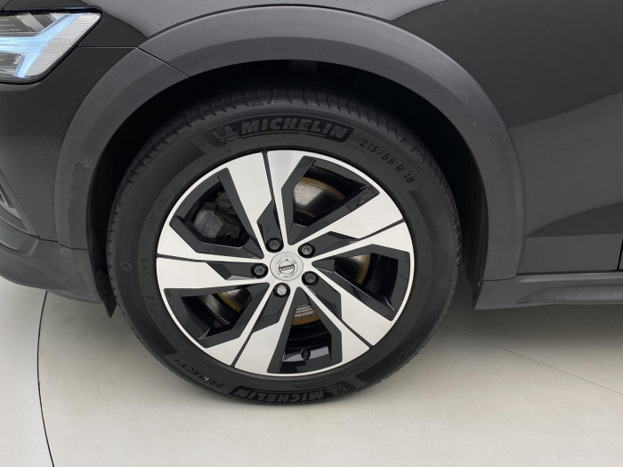 Volvo V60 CC D4 AWD MOMENTUM AUT 2.0 d CC CC Momentum