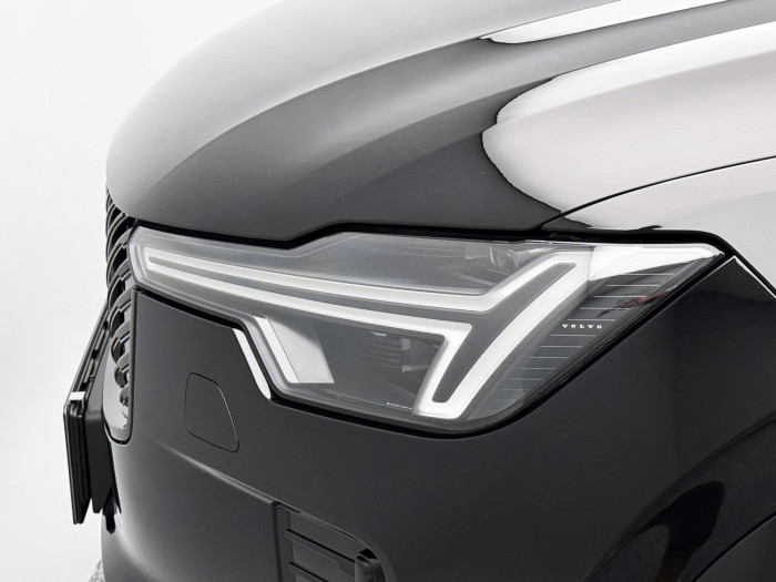 Volvo XC90 T8 AWD RECHARGE DARK ULTRA 7