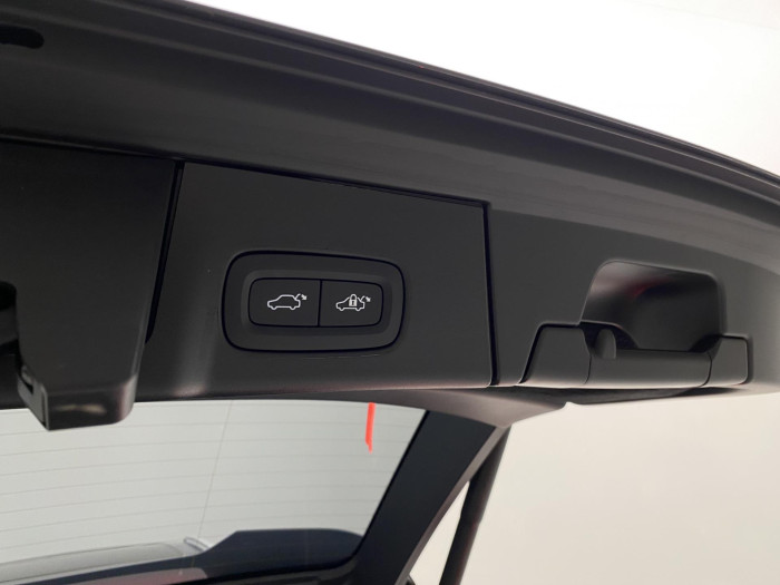 Volvo V90 T8 AWD Plug-in BRIGHT ULTRA