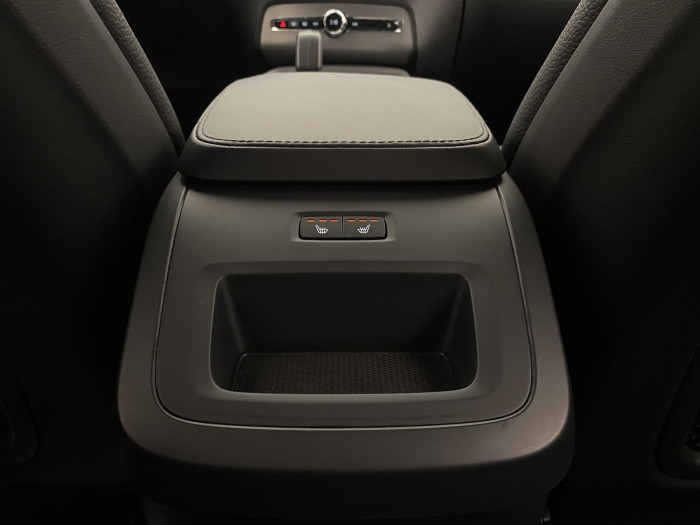 Volvo XC90 B5 AWD BRIGHT PLUS REZERVACE