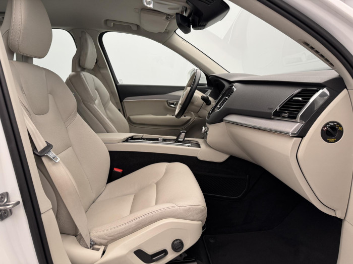 Volvo XC90 B5 AWD MOMENTUM PRO CZ 2.0 Momentum