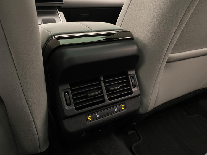 Land Rover Range Rover Evoque P270e S AWD REZERVACE