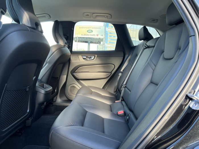 Volvo XC60 B4 AWD BRIGHT PLUS Aut 1.maj.