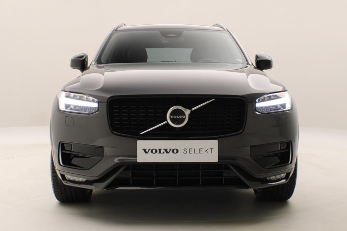 Volvo XC90 B5 AWD ULTIMATE DARK REZERVACE