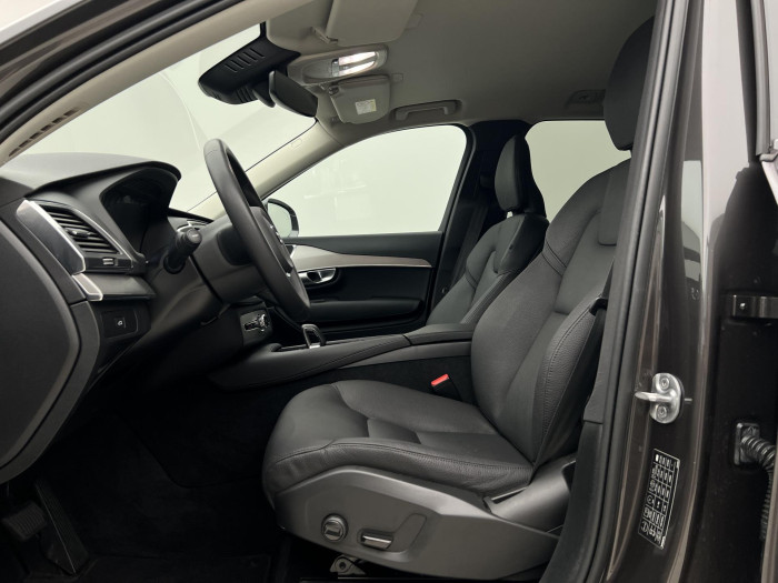 Volvo XC90 B5 AWD CORE 7MÍSTNÁ AUT  CZ