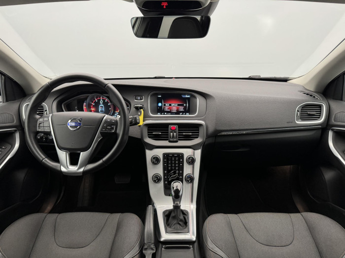 Volvo V40 CC T4 AWD MOMENTUM  AUT 2.0 CC CC Momentum