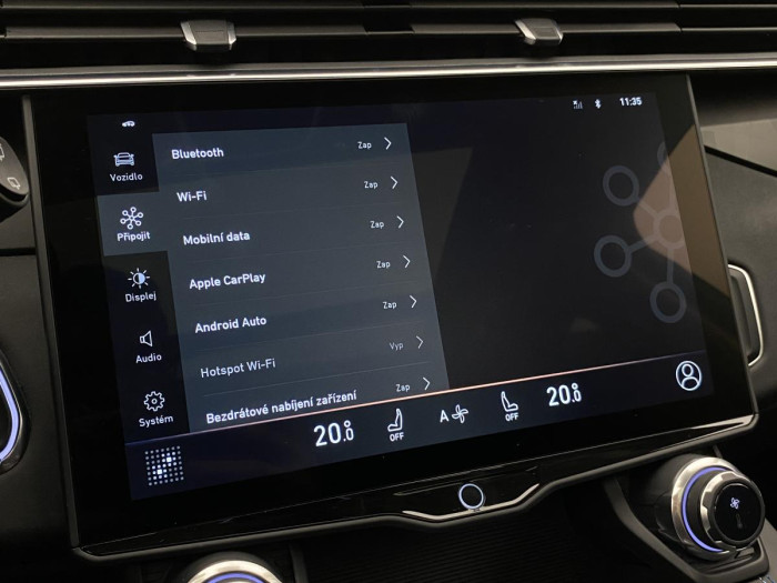 Lynk & Co 01 PHEV DCT AUT 1.maj.