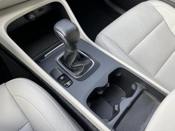 Volvo XC40 T3 MOMENTUM 1.maj. 1.5 Momentum