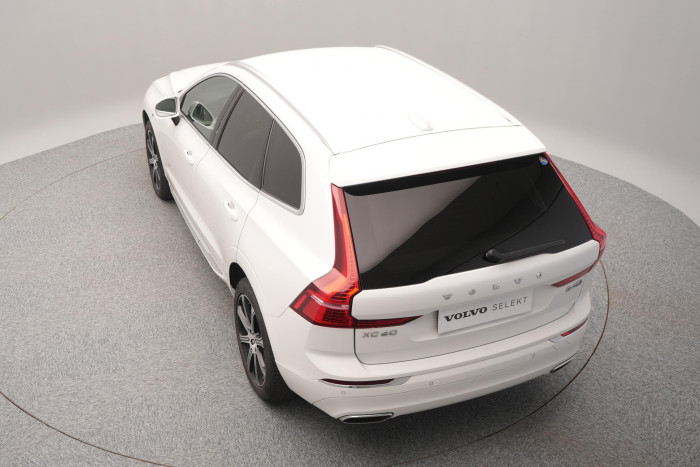 Volvo XC60 B4 INSCRIPTION AUT CZ