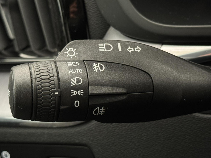 Volvo XC60 B4 AWD MOMENTUM PRO CZ 2.0 Momentum