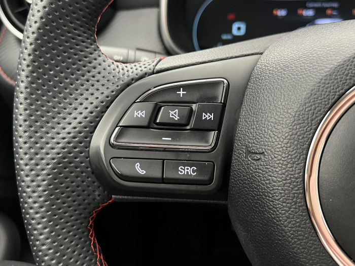 MG ZS 1.0T EXCLUSIVE AUT CZ 1.maj. 1.0 Exclusive