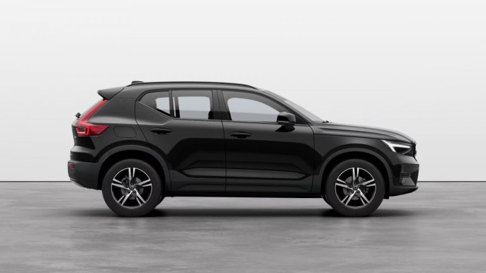 Volvo XC40 B3 AUT DARK PLUS