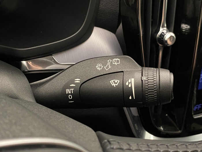 Volvo V60 CC B4 AWD MOMENTUM AUT 1.maj. 2.0 CC CC Momentum