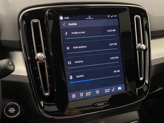 Volvo XC40 B3 AUT PLUS BLACK EDITION