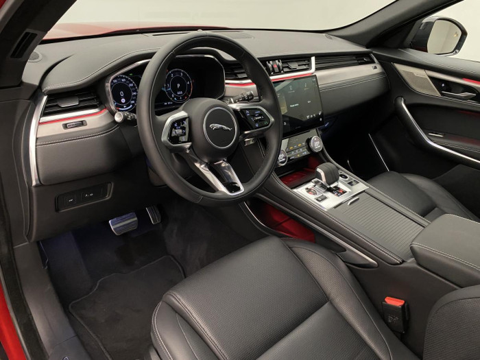 Jaguar F-Pace D300 R-DYNAMIC SE AWD AUT 3.0 d Dynamic SE