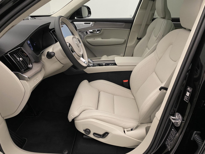 Volvo XC90 T8 AWD RECHARGE BRIGHT ULTRA 7